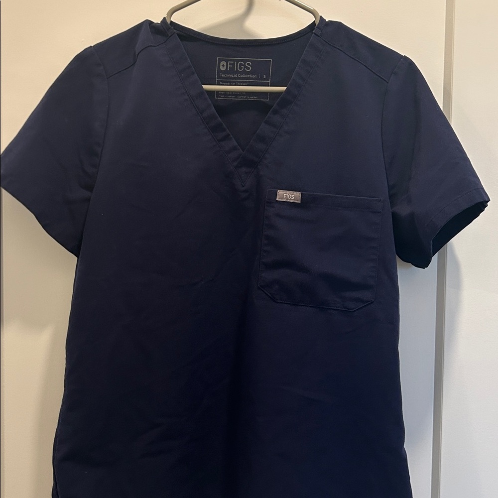 Figs Navy Catarina Scrub Top